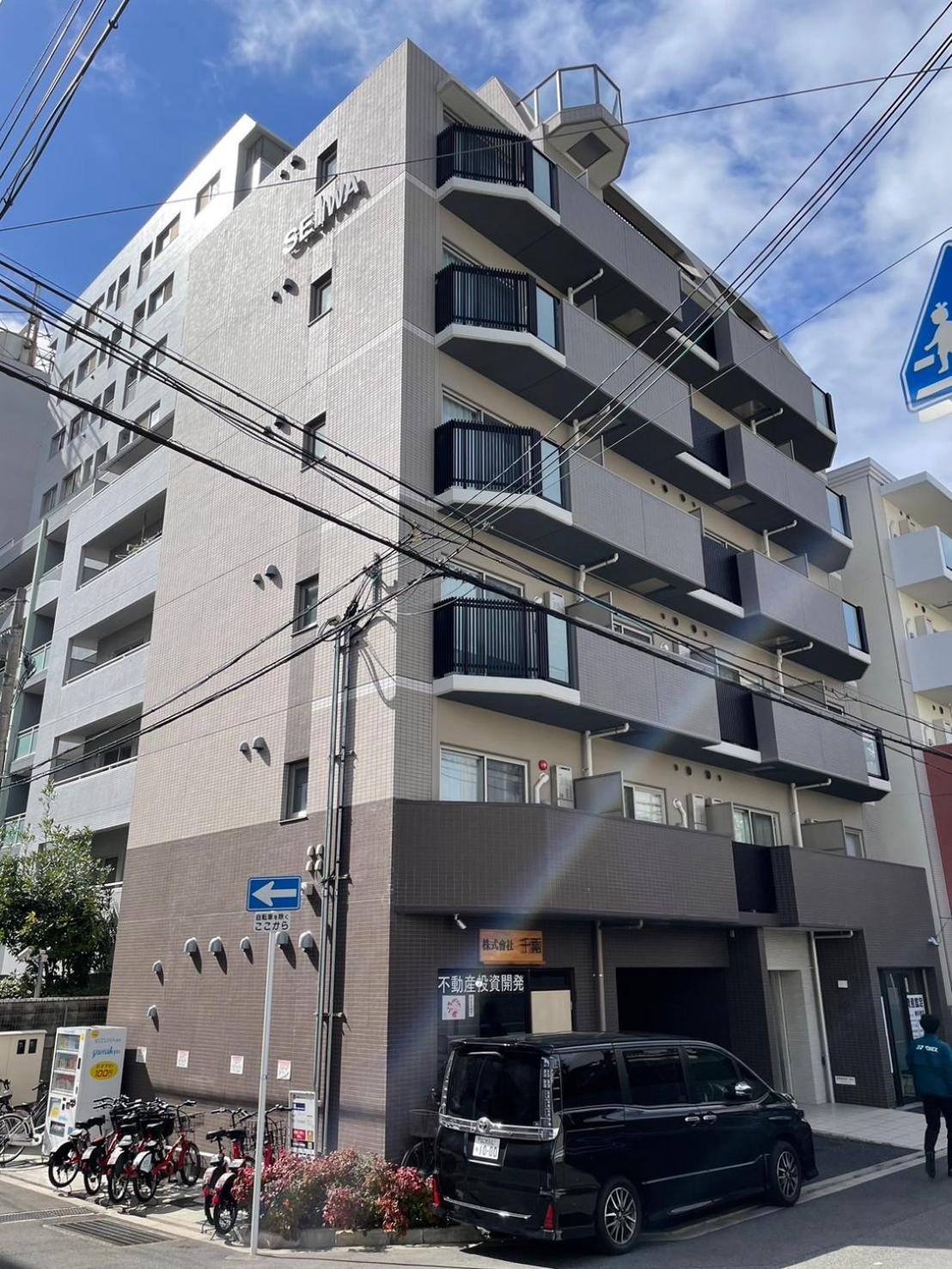 Color Tsuruhashi Apartment Osaka Exterior photo